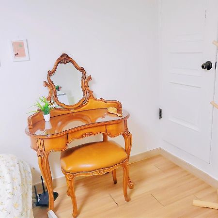 Jenny House Hotel Seoul Ngoại thất bức ảnh